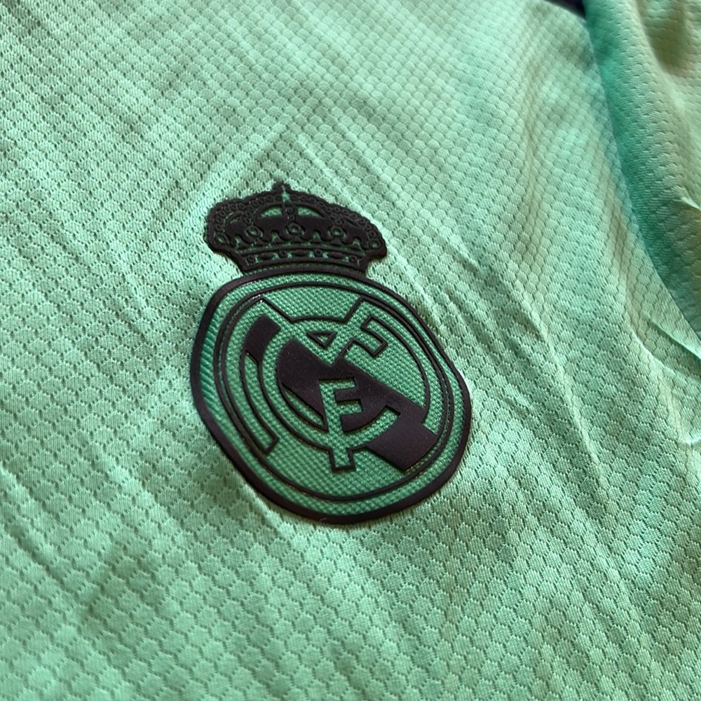 Real Madrid #5 Raphael Varane 2018-19 Adidas UEFA Champions League Away Jersey - Picture 3 of 9